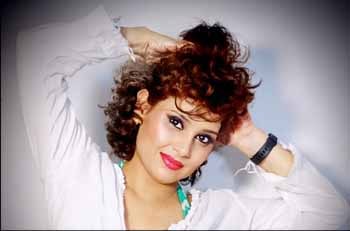 Between setups — camera, lights, repeat — image 1 of 3